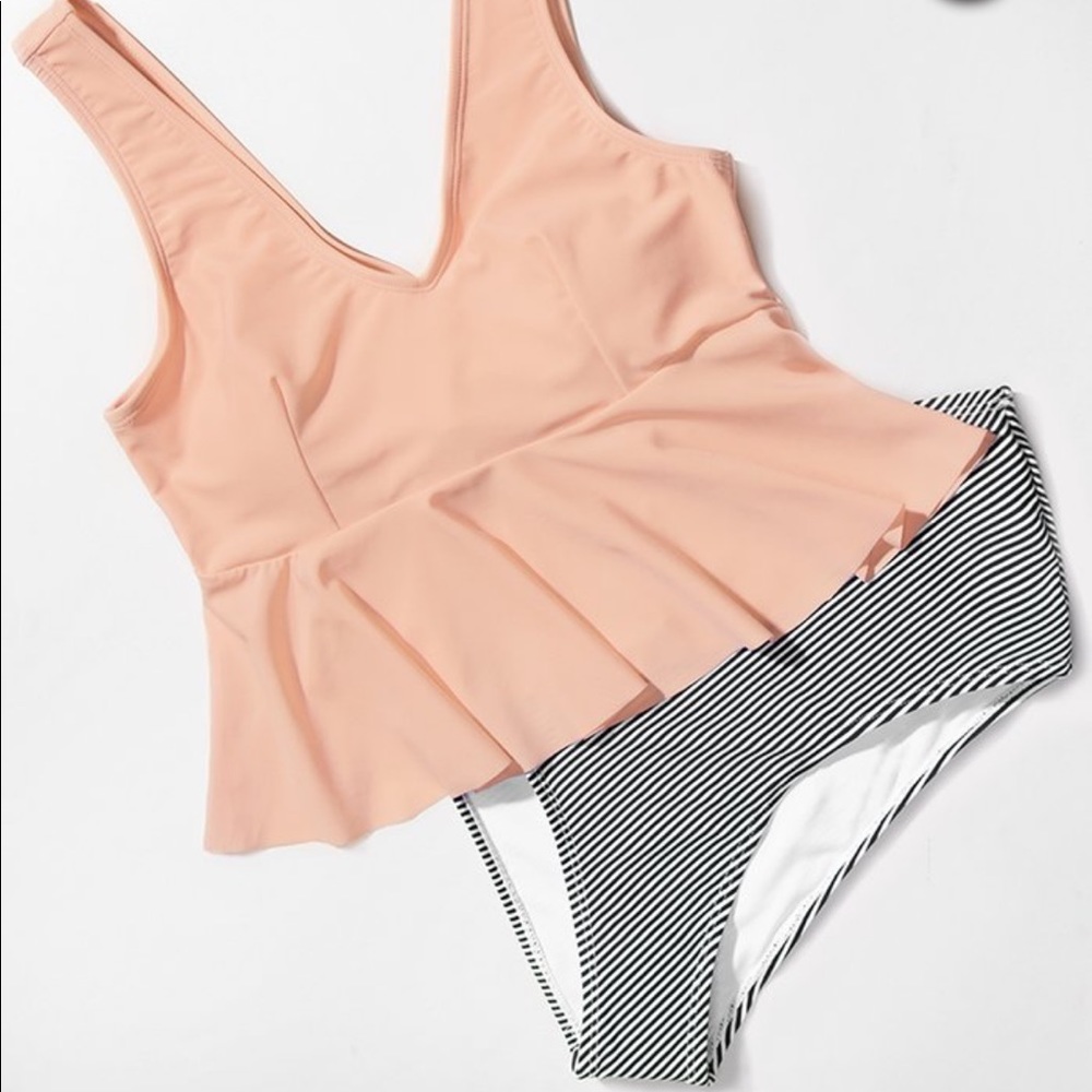 Cupshe Peplum Tankini